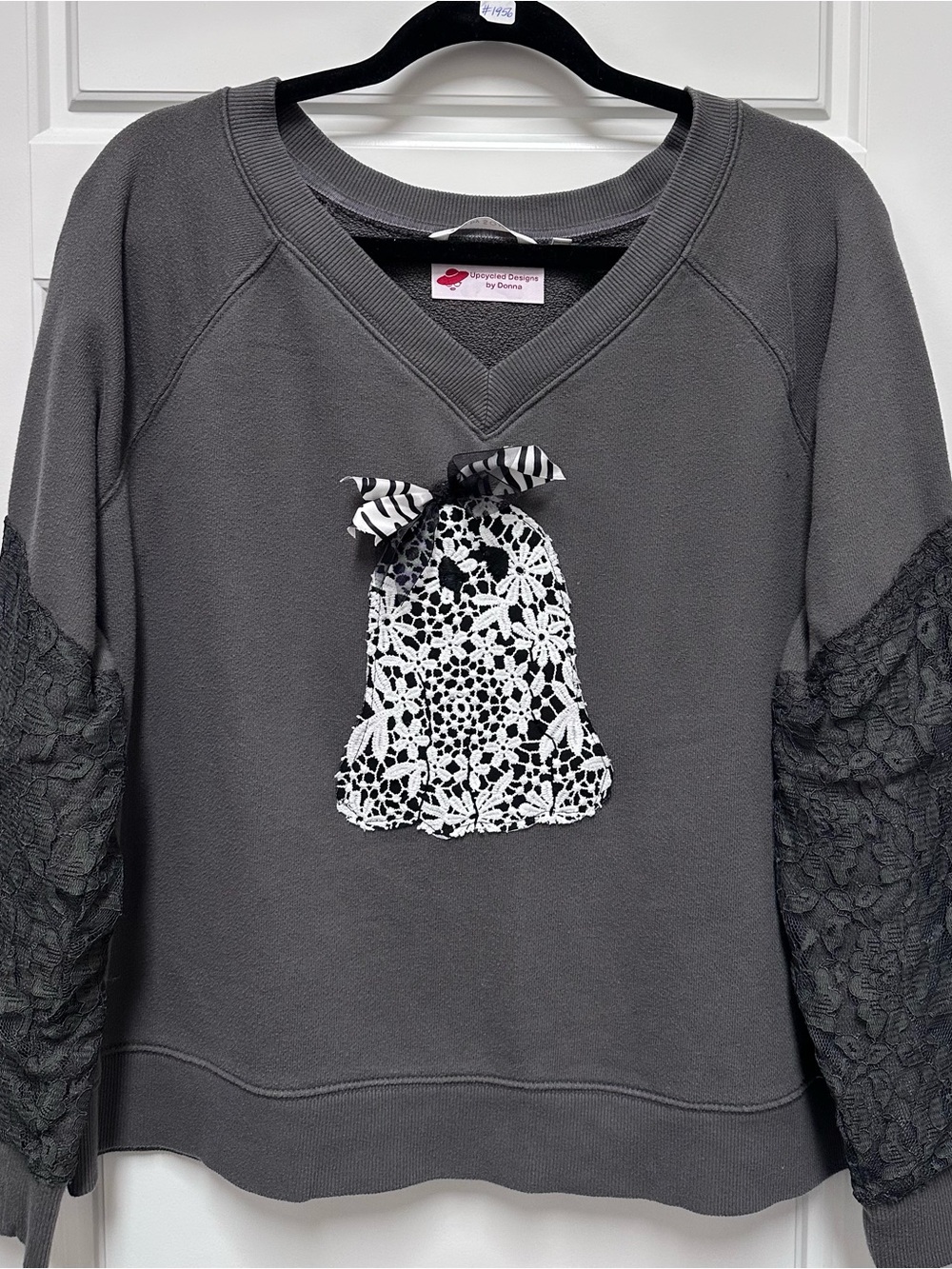 Upcycled Women’s Gray Sweatshirt with Lace-Sleeves